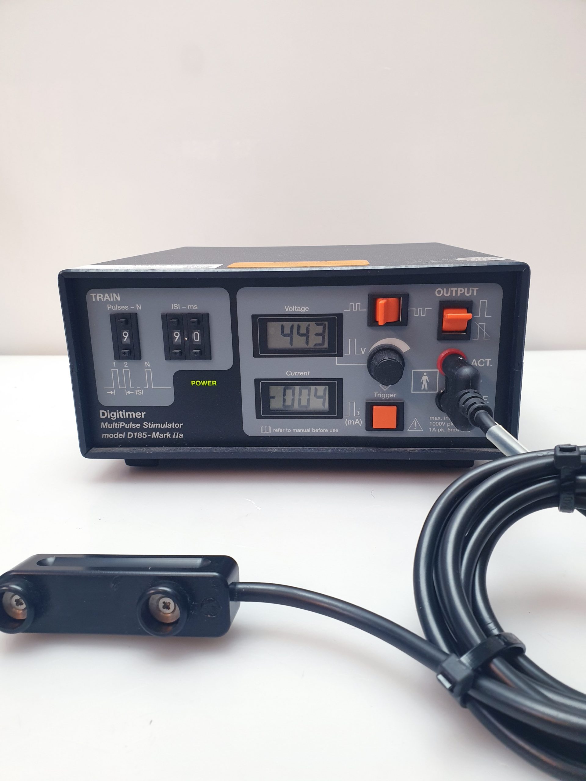 Digitimer D185 Mark II Multipulse Transcranial Cortical Stimulator – Bild 3