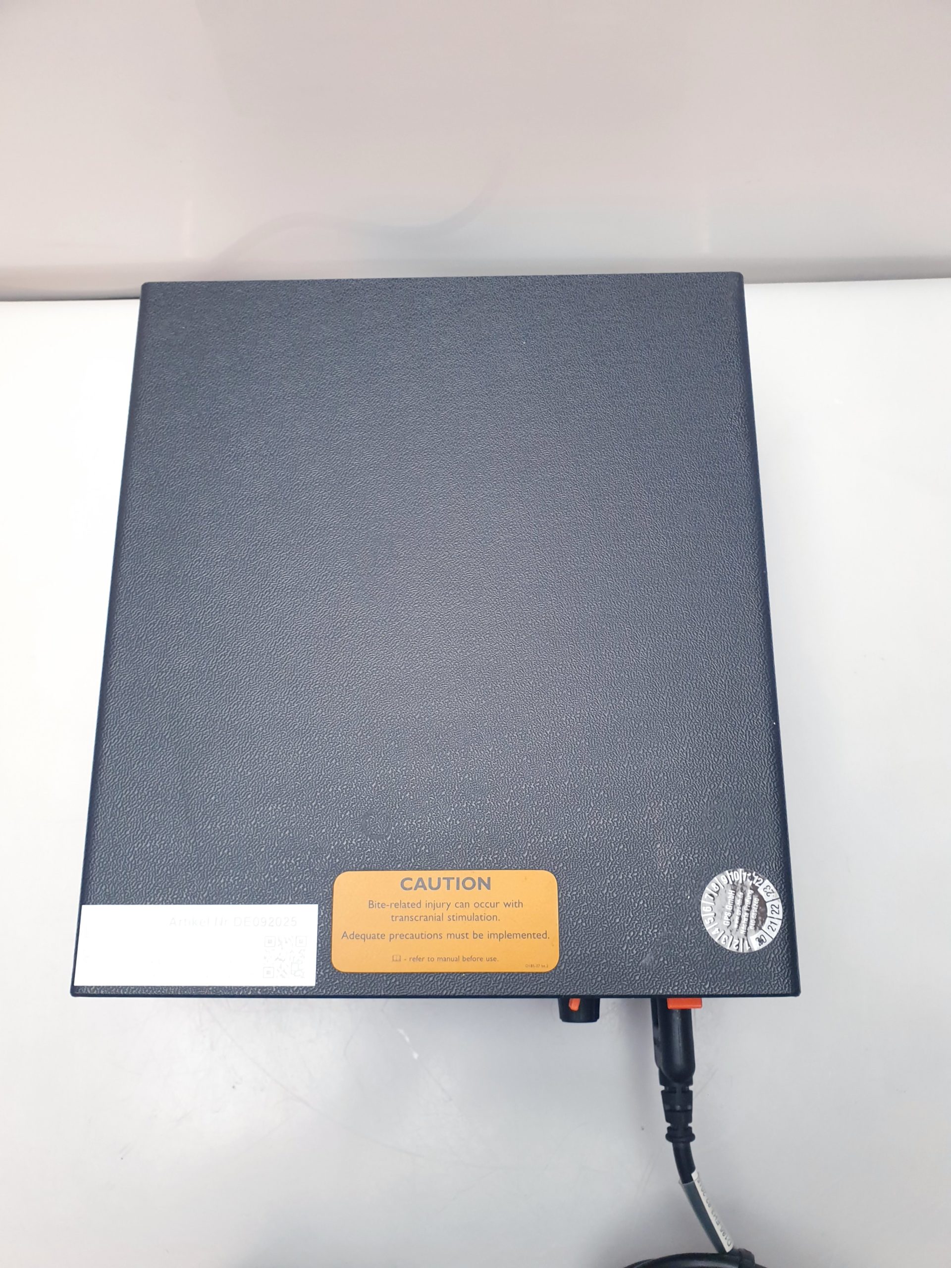 Digitimer D185 Mark II Multipulse Transcranial Cortical Stimulator – Bild 4