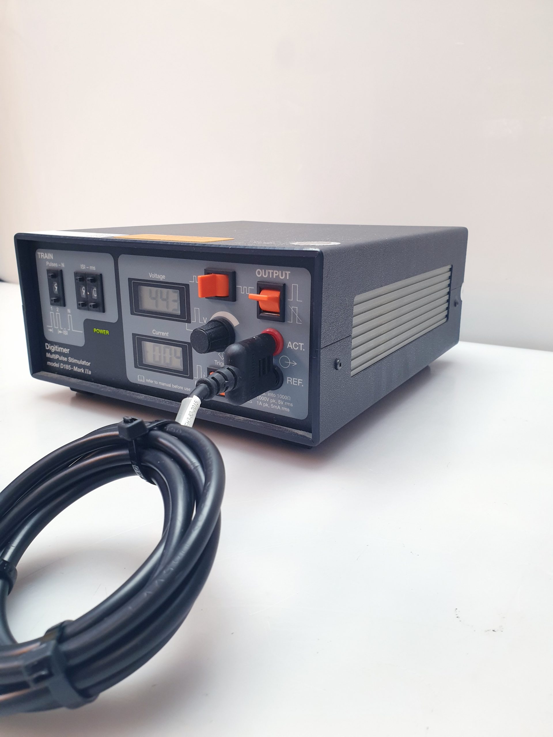 Digitimer D185 Mark II Multipulse Transcranial Cortical Stimulator – Bild 6