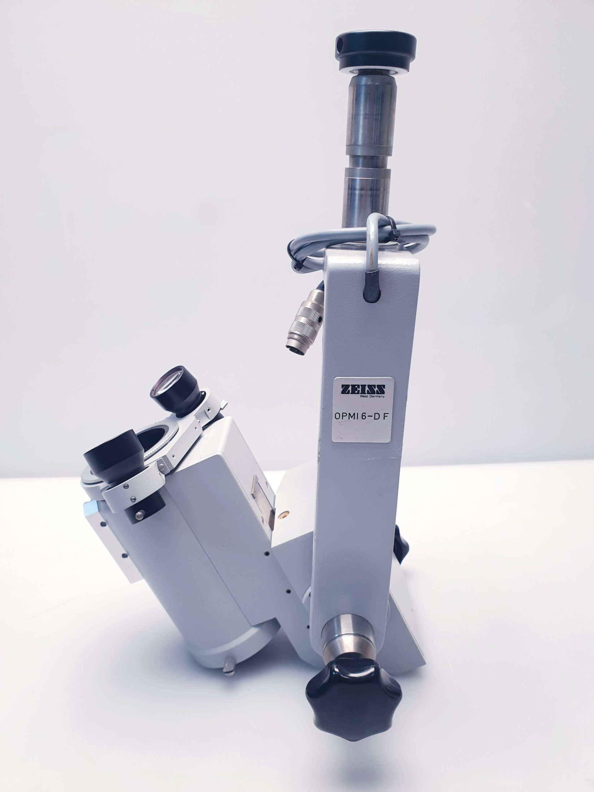 Zeiss OPMI 6-DF Operationsmikroskop – Bild 10