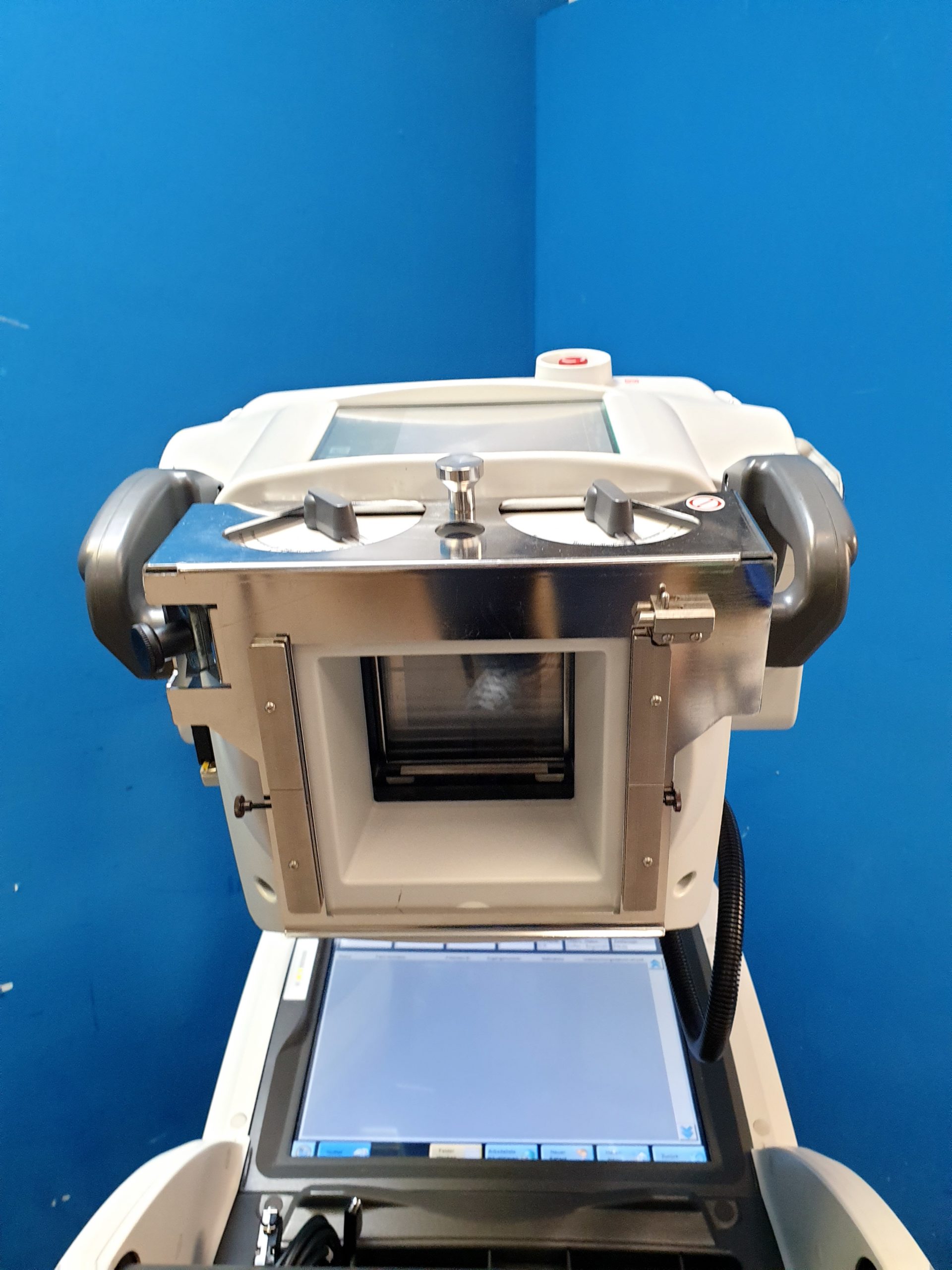 Carestream DRX-Revolution Mobile X-ray System DOM 2018 – Bild 15