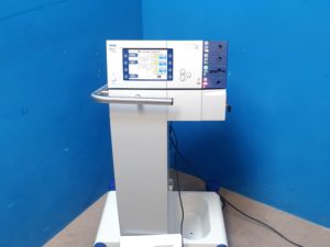 Erbe VIO 300 D VIO300D HF Gerät auf Gerätewagen - Rollbar