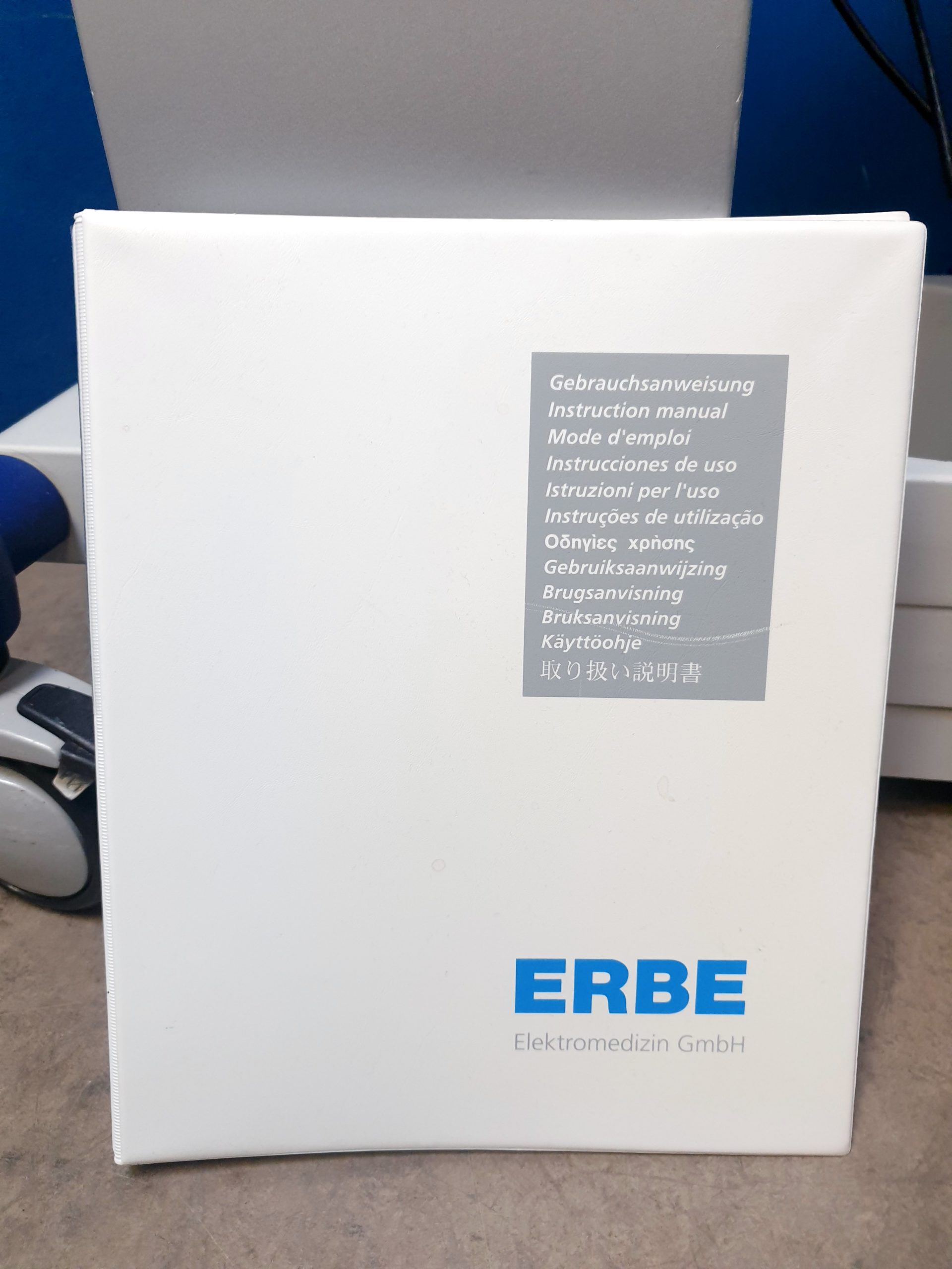 Erbe VIO 300 D VIO300D HF Gerät auf Gerätewagen - Rollbar – Bild 9