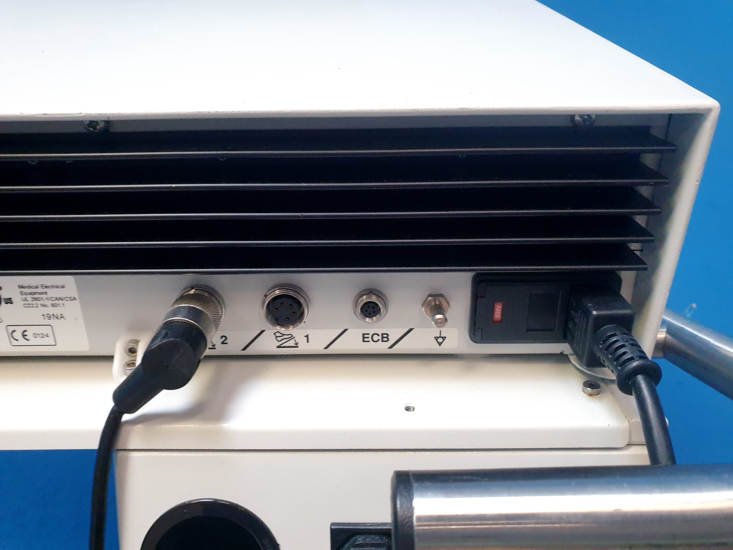 Erbe VIO 300 D VIO300D HF Gerät auf Gerätewagen - Rollbar – Bild 16