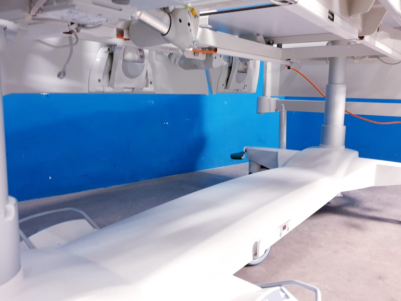 Linet PB4302M Pflegebett - Intensivbett – Bild 11