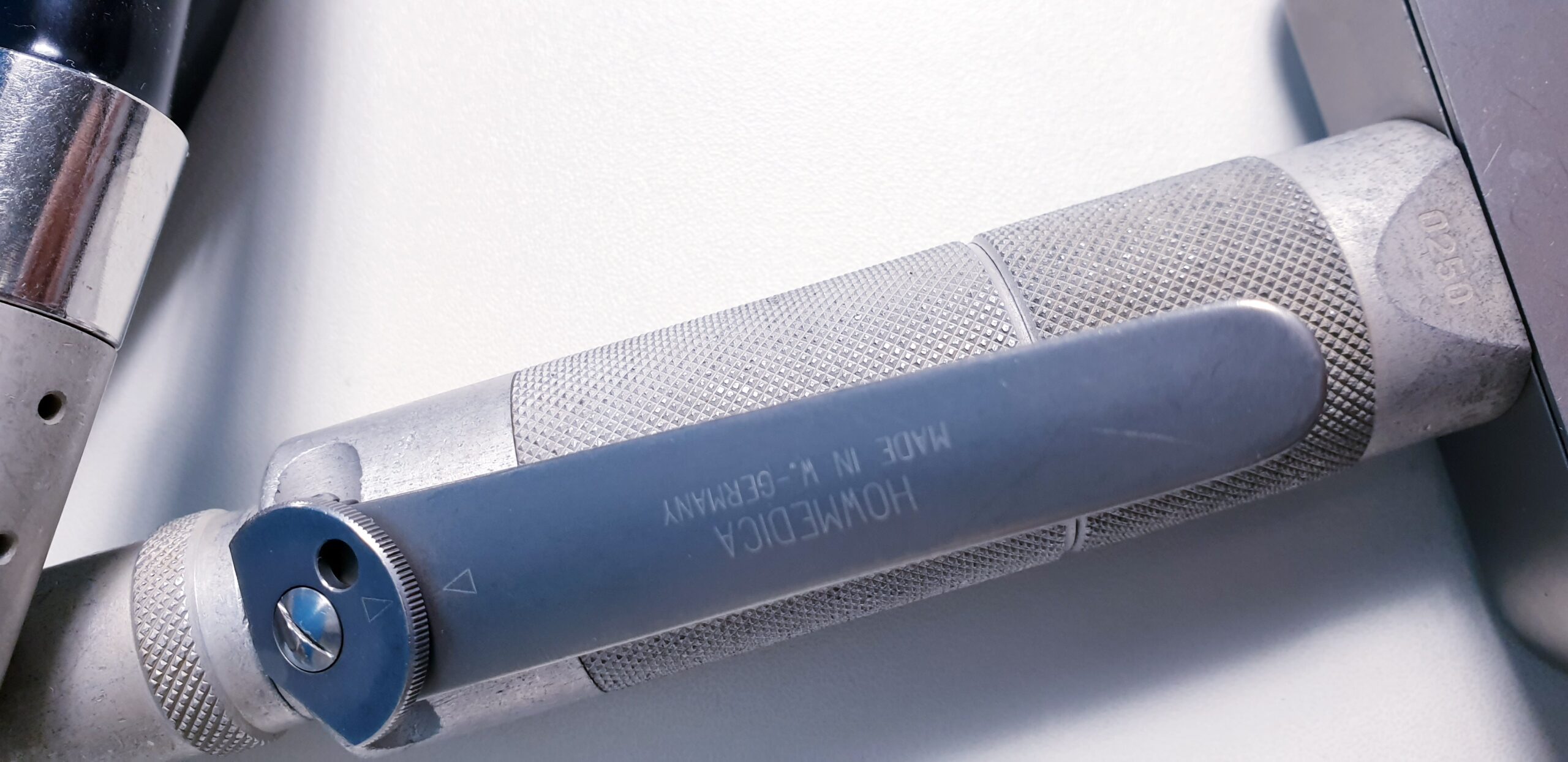 Dermatom nach Prof. Mollowitz mit Luftdruckschlauch und GB026R - – Bild 11