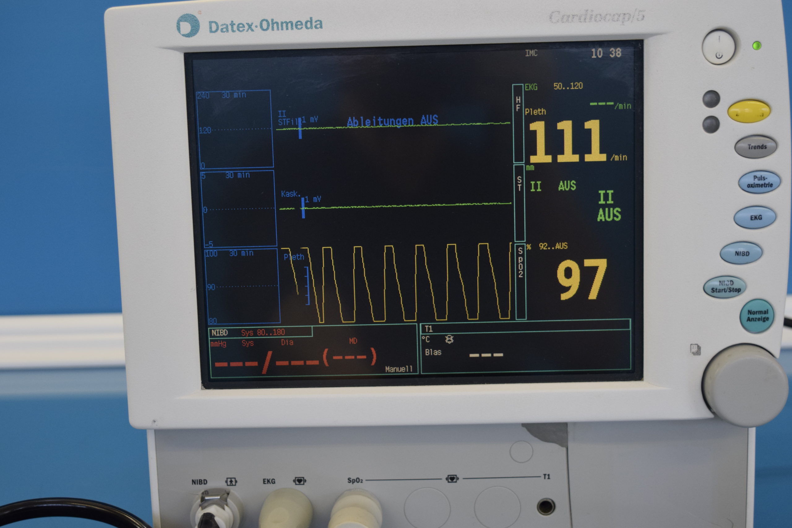 Datex-Ohmeda Cardiocap 5 CARDIOCAP5 Überwachungsmonitor mit Zubehör - defekt – Bild 11