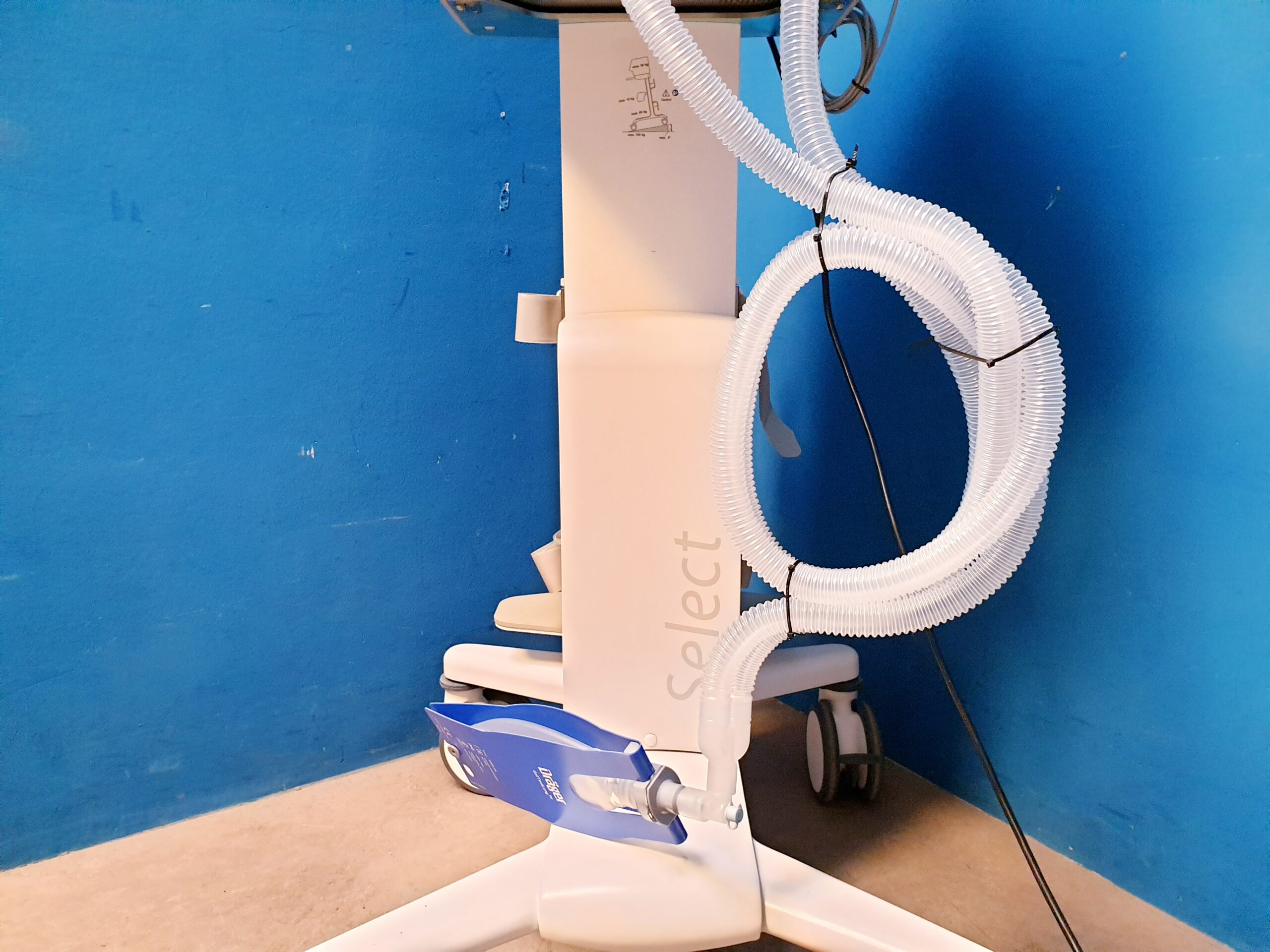 Dräger Savina 300 Intensivbeatmungsgerät – Bild 8