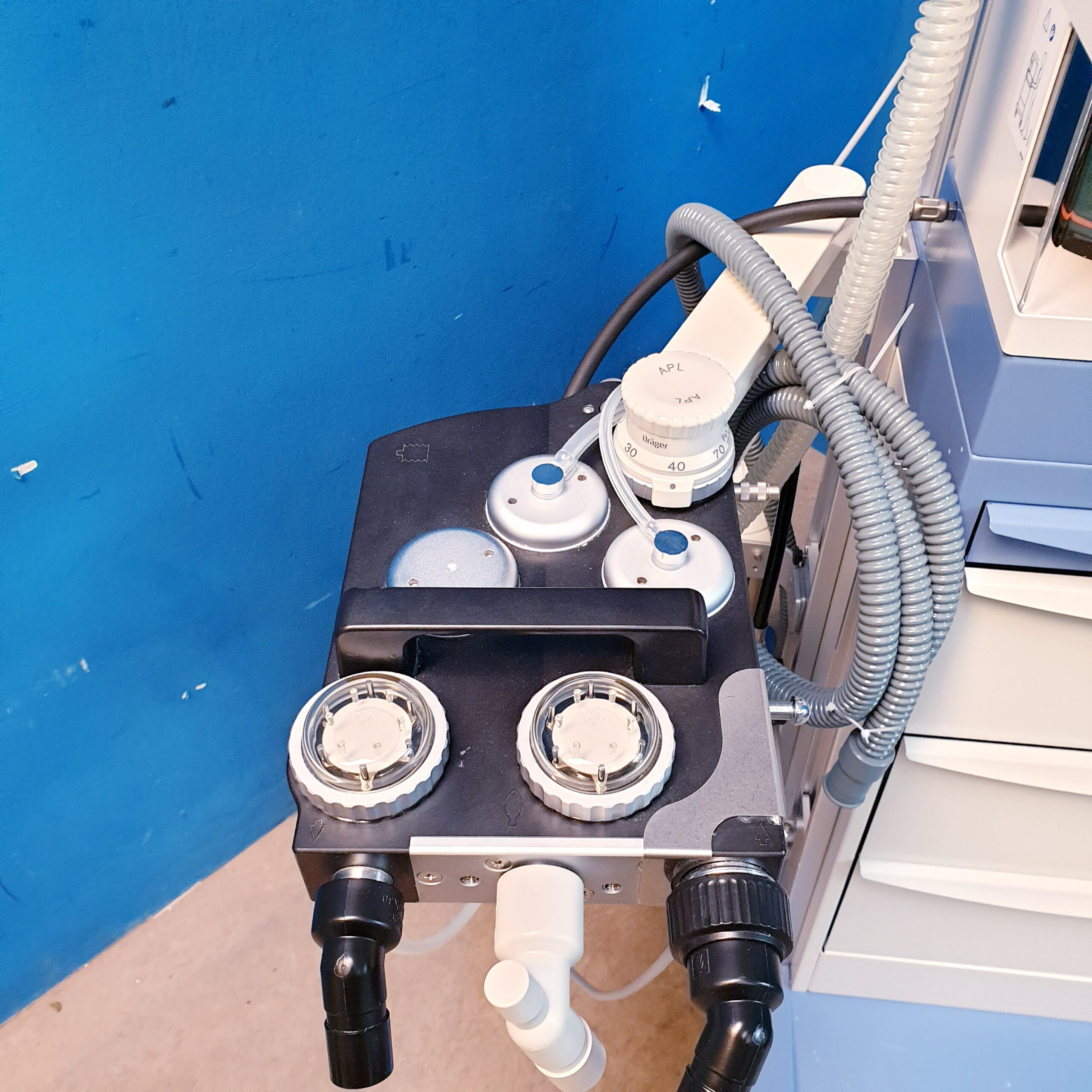 Dräger Fabius Tiro Anesthesia Narkosegerät - Anesthesie DOM 2017 – Bild 12