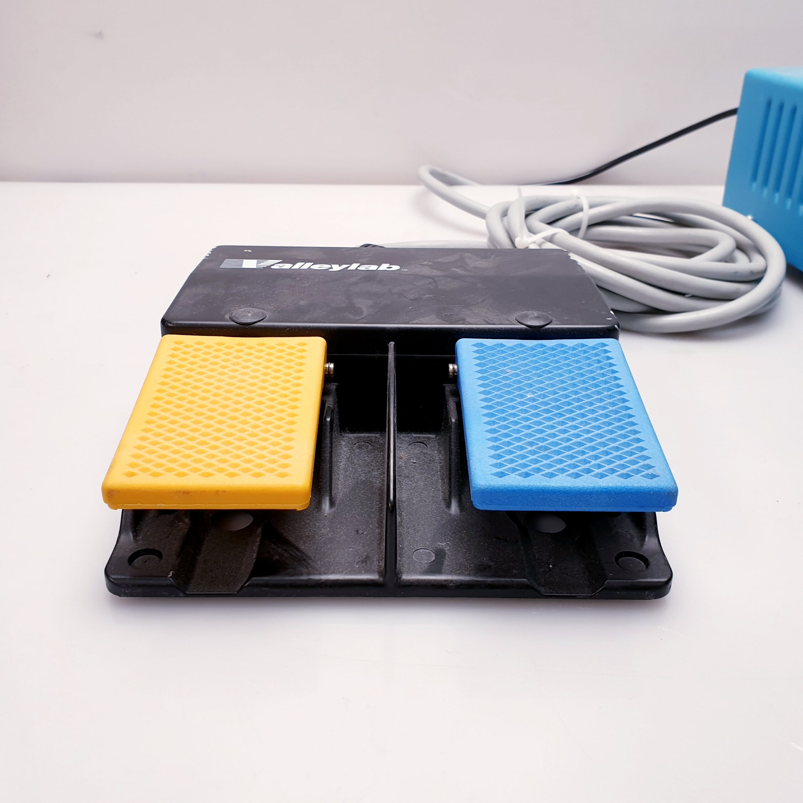 Valleylab Force FX C + Valleylab Fußschalter – Bild 6