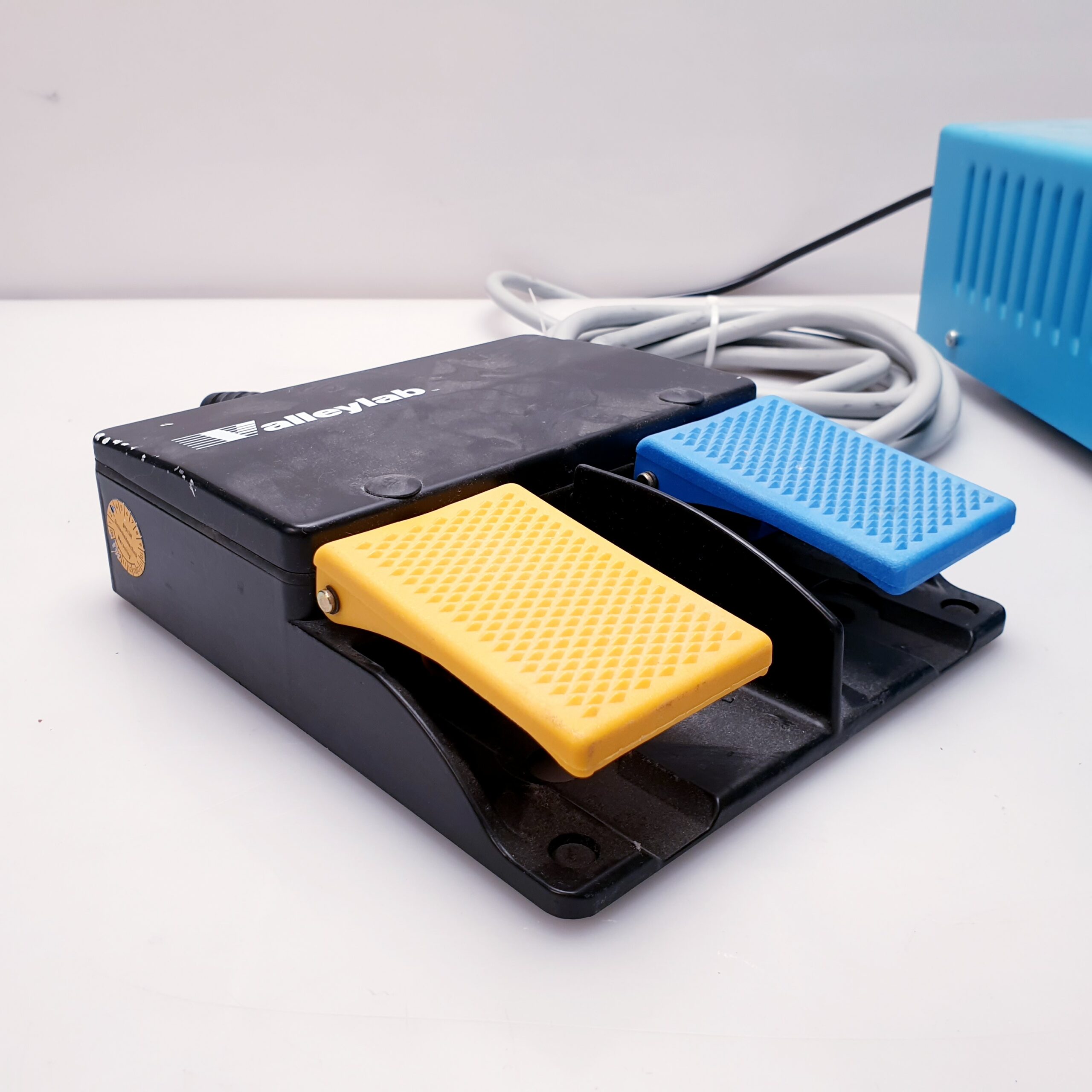 Valleylab Force FX C + Valleylab Fußschalter – Bild 7