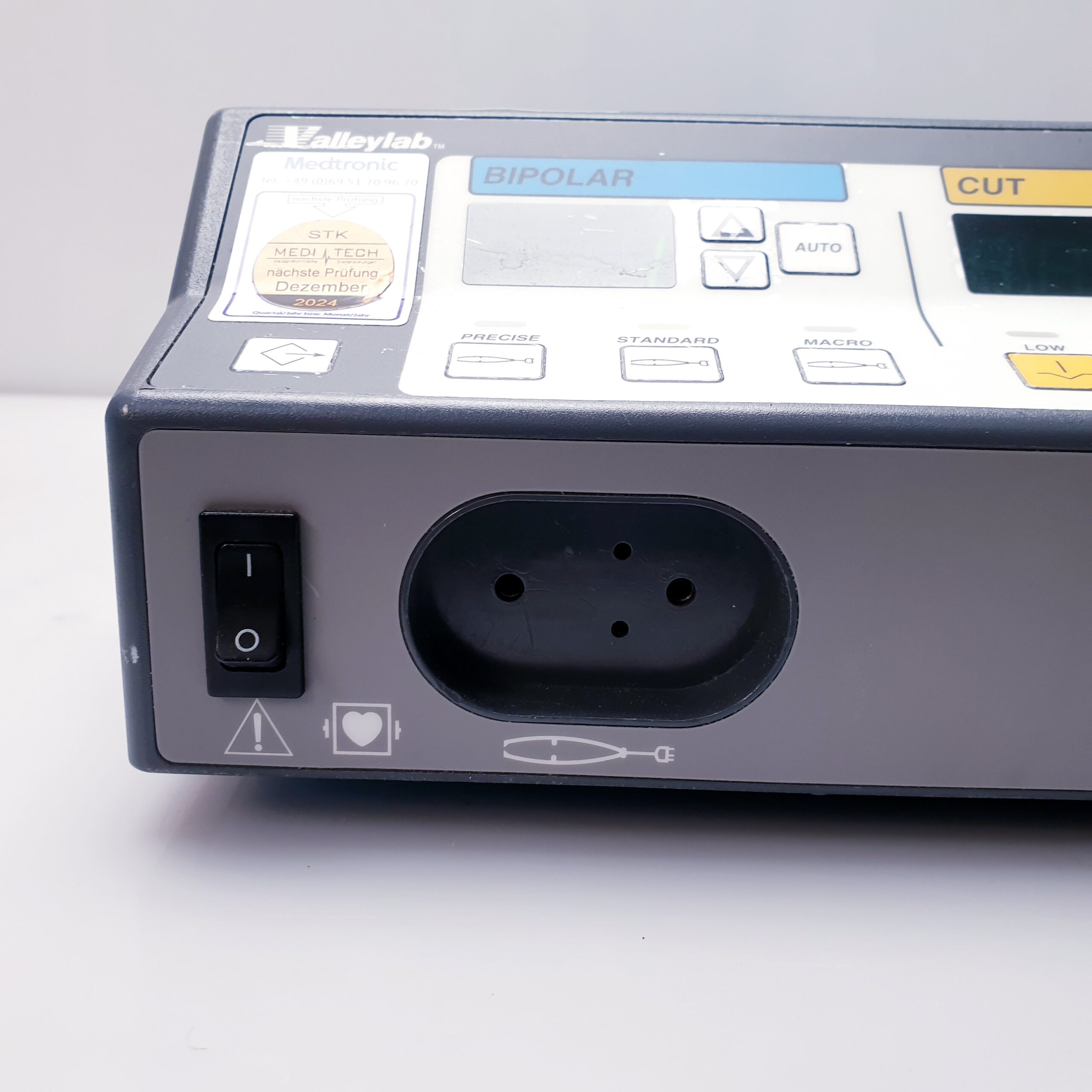 Valleylab Force Fx FX-8CA Electrosurgical Generator HF Gerät – Bild 6