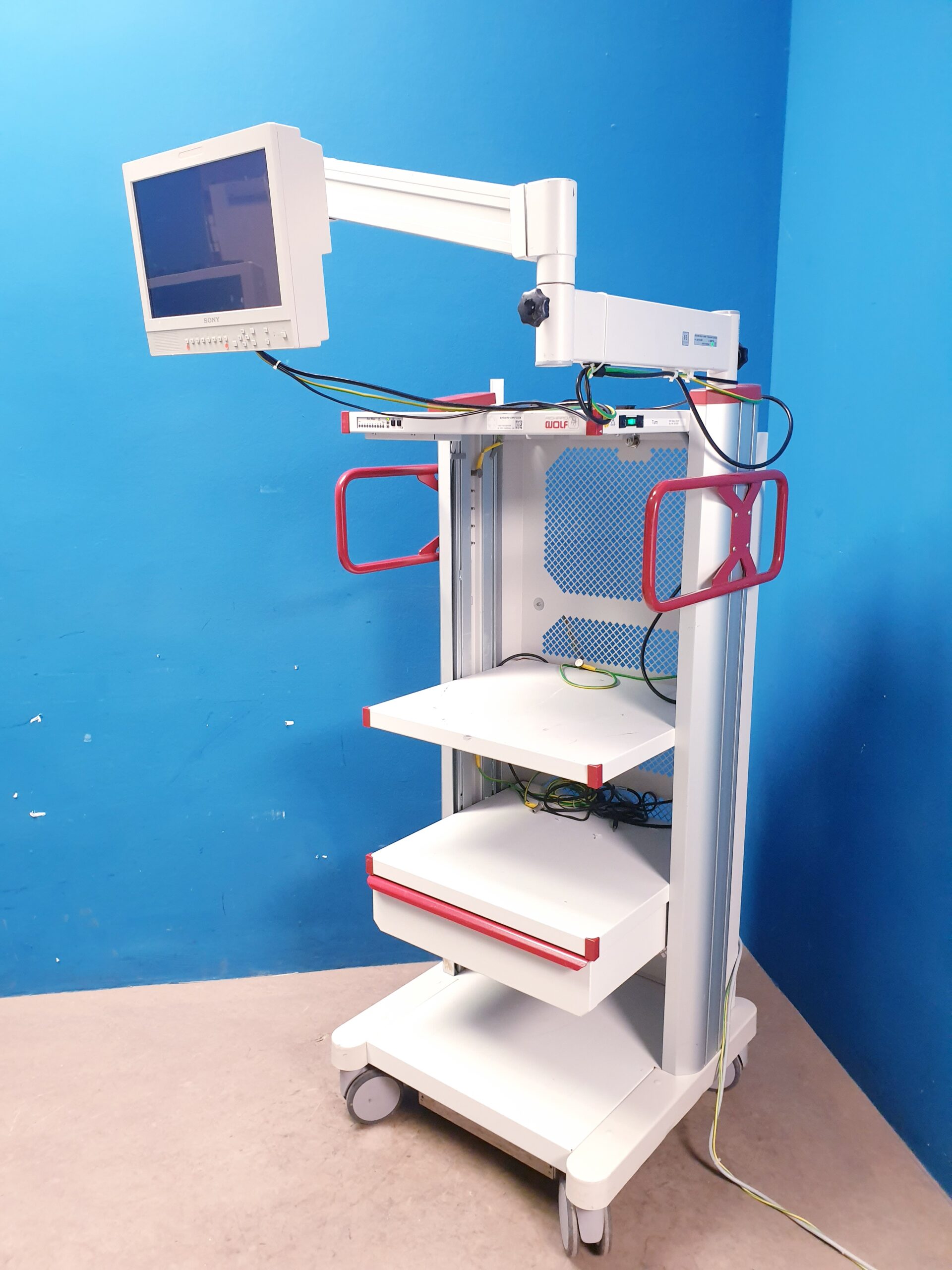 Richard Wolf Geräte Wagen Endoskopie Trolley Rollbar - mit Monitorschwenkar