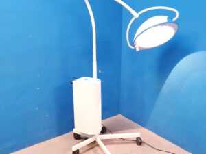 Heraeus Hanaulux Blue 80 mobile OP-Leuchte Fahrbar