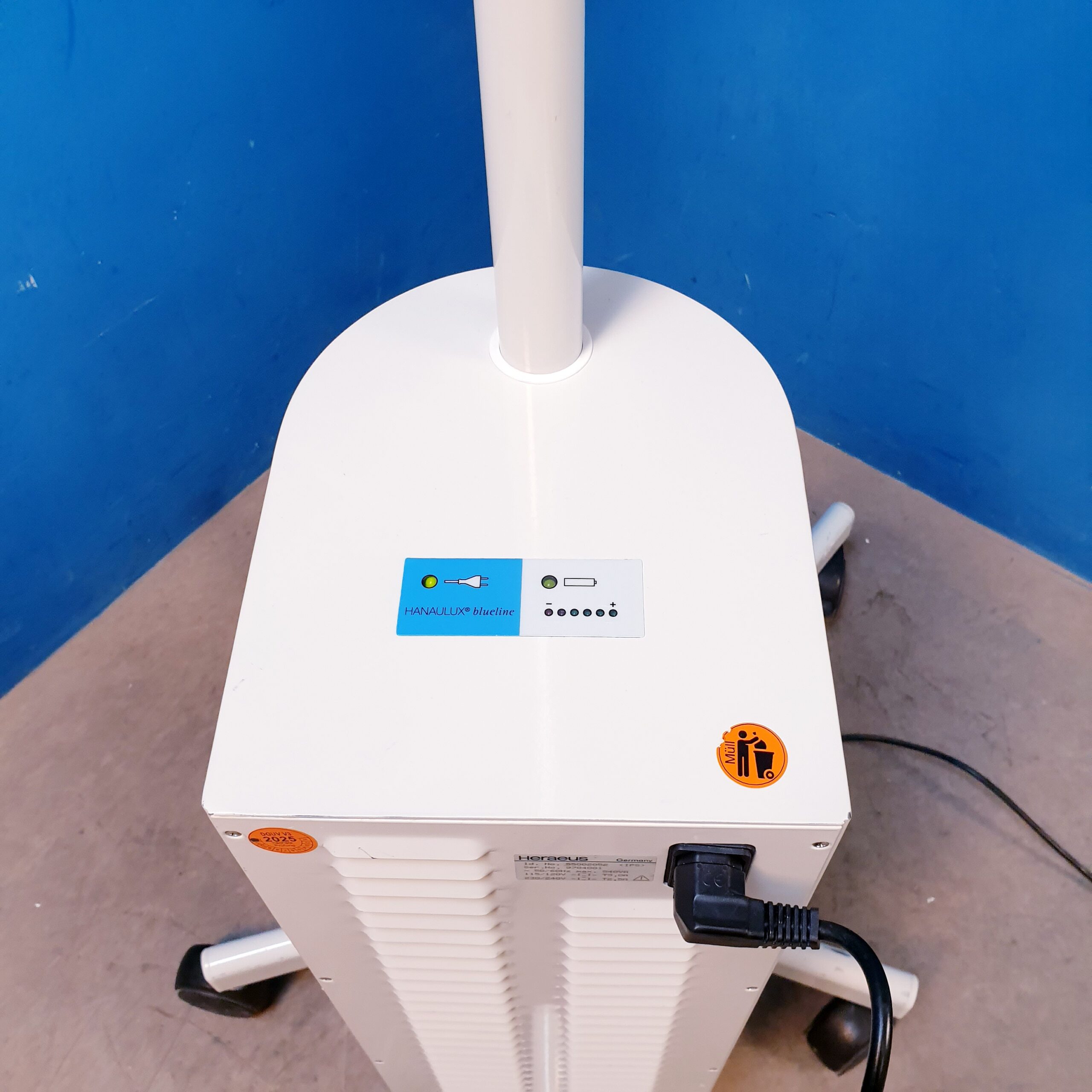 Heraeus Hanaulux Blue 80 mobile OP-Leuchte Fahrbar – Bild 6