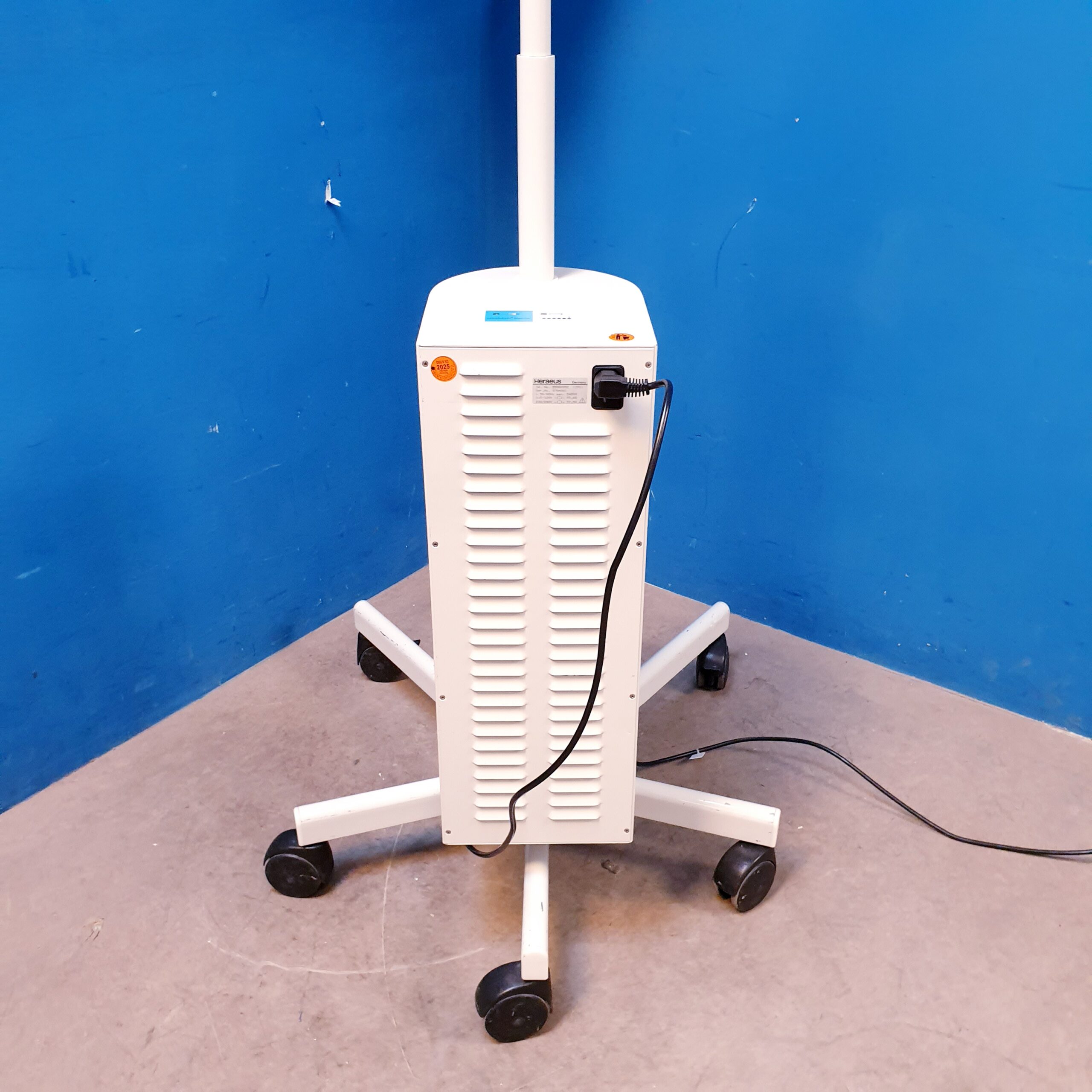 Heraeus Hanaulux Blue 80 mobile OP-Leuchte Fahrbar – Bild 7