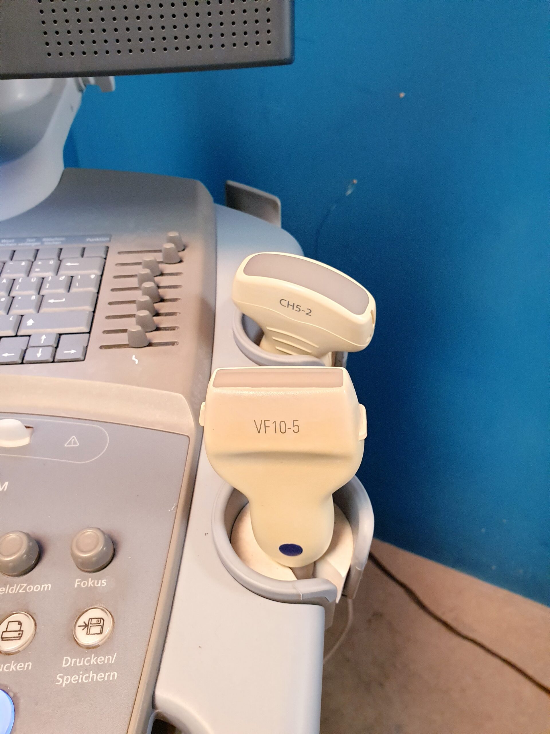 Siemens X150 X 150 + CH5-2 Konvex + VF10-5 Linearsonde – Bild 9