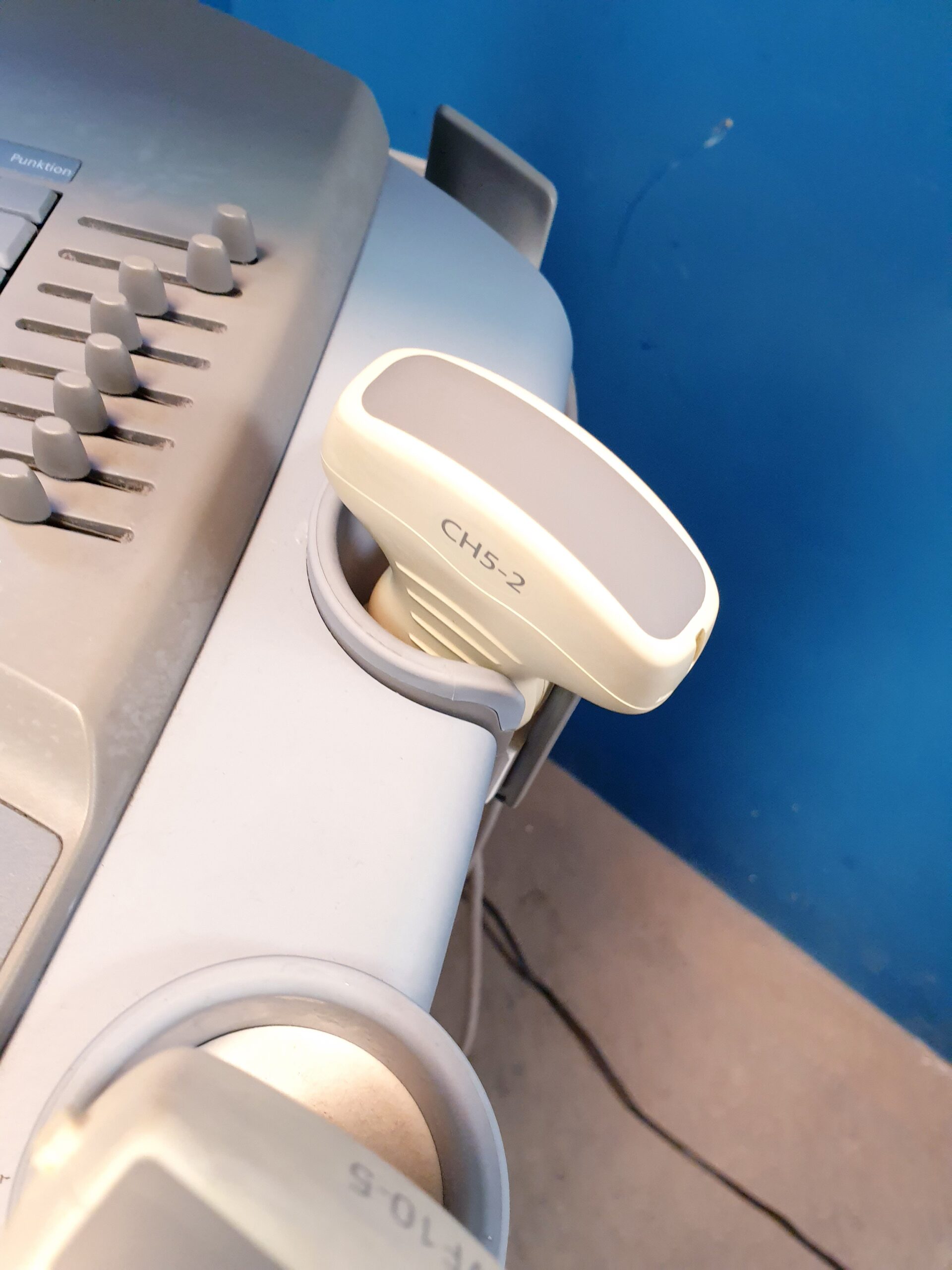 Siemens X150 X 150 + CH5-2 Konvex + VF10-5 Linearsonde – Bild 17