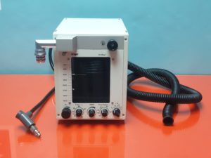 Dräger // Draeger  Beatmungsgerät Ventilog 2