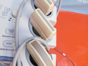 TOSCHIBA NEMIO 20 SSA-550A Farbdoppler Ultraschallgerät inkl 3.75 Konvex Sonde