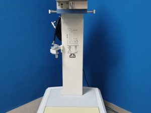 Beatmungsgerät Dräger Babylog 8000 plus mit fahrbarem Stativ