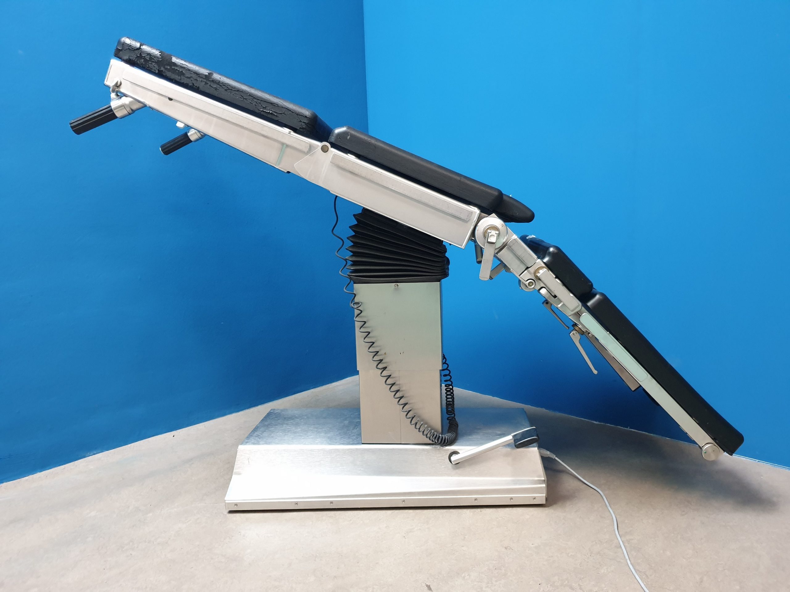 Maquet 1131 OP-Tisch fahrbar, elektrisch verstellbar