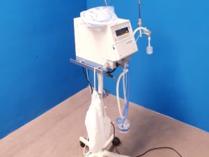 DRAGER Ventilator Babylog 8000 plus + fahrbarer Stativ