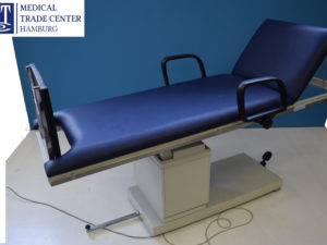 AGA  1062/E elektrisch verstellbarer Kipptisch