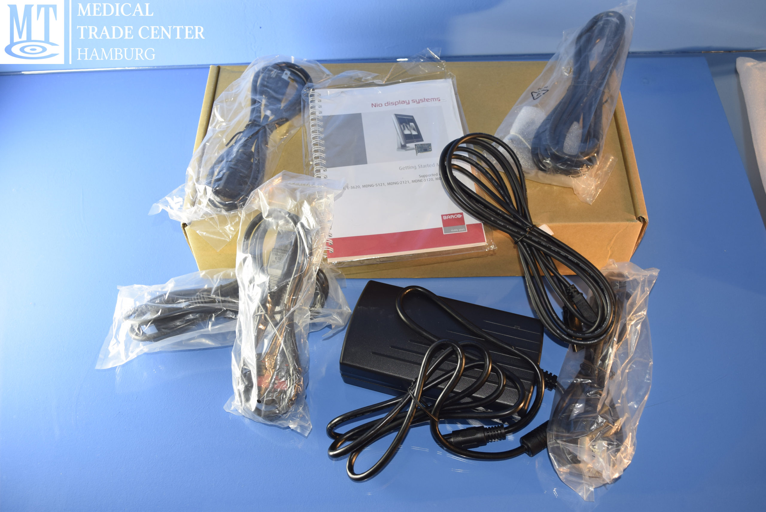 BARCO E-2620 2MP Medical Flat Grayscale Display