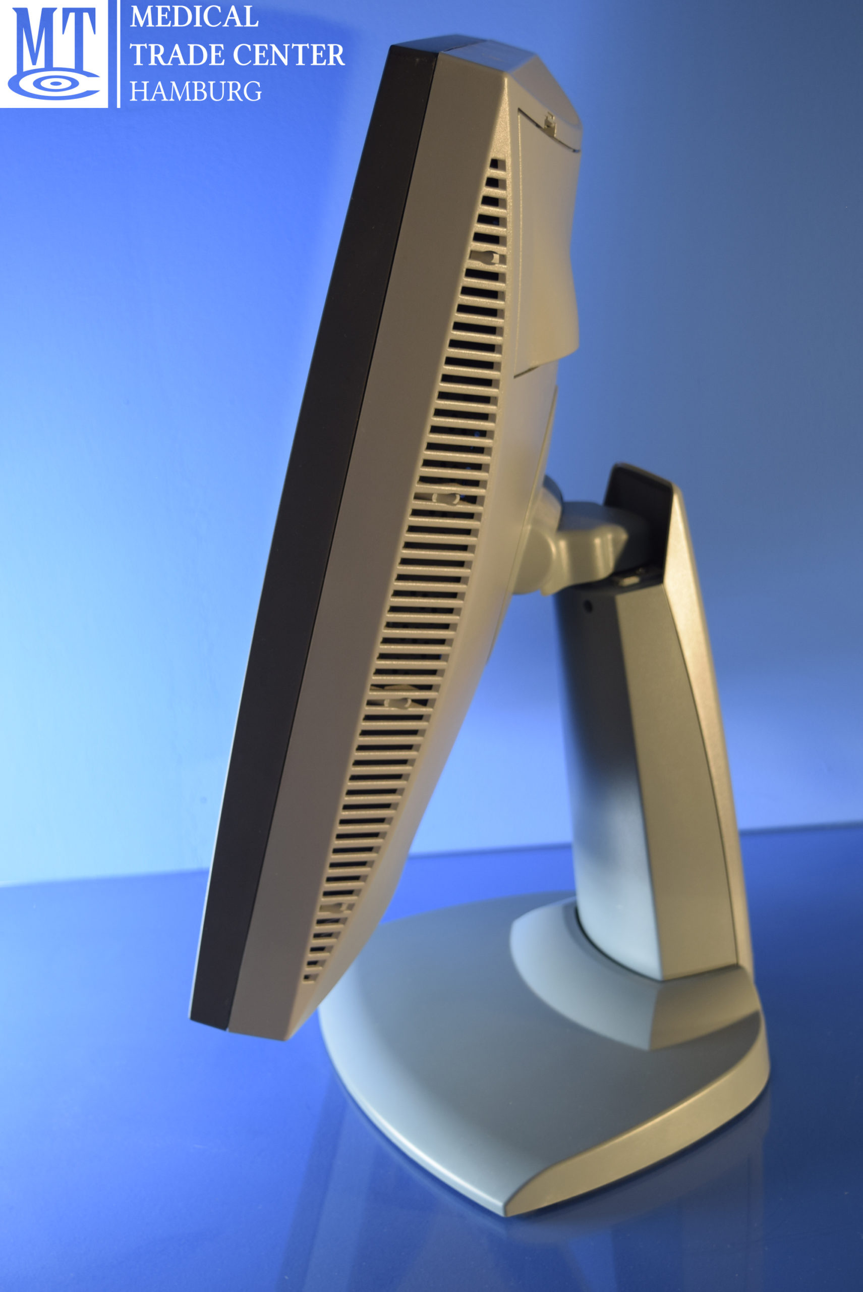 BARCO E-2620 2MP Medical Flat Grayscale Display