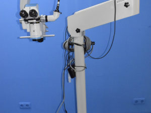 Moller-Wedel Ophtamic 900 S Operating Microscope