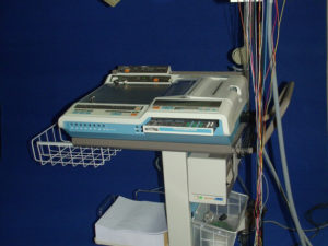 Nihon Kohden EEG Neurofax EEG- 7310G Inkl. EEG-Isolated Elektro inputBox JE -711A