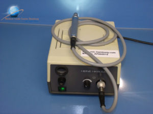 Heine HK 6000 Kaltlichtquelle mit Lichtleiter