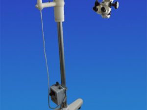 Fahrbares Carl Zeiss Mikroskop OPMI